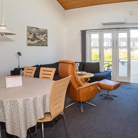 6 Person In Vestervig-by Traum * Vestervig